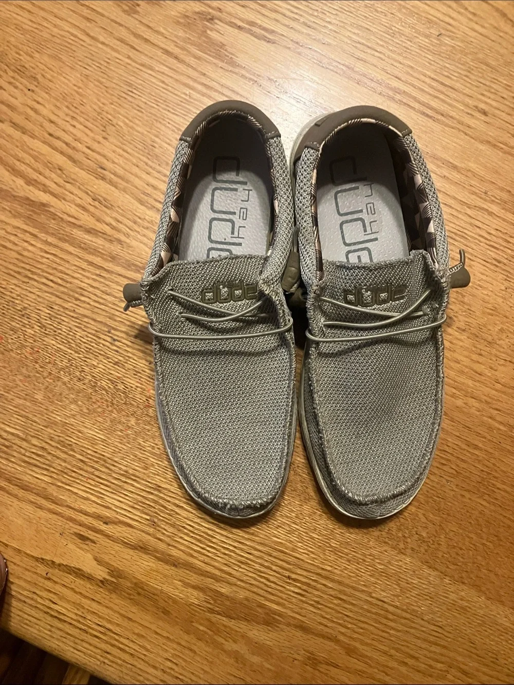Hey Dude casual slip